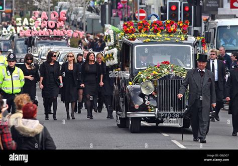 Jade Goody's funeral Stock Photo - Alamy