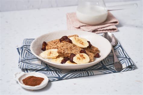 Weet-Bix™ banana and date bowl | Sanitarium Health Food Company