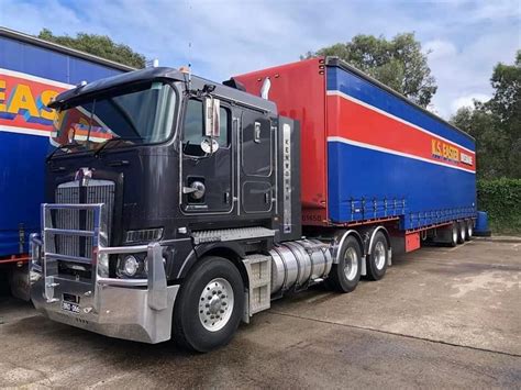DIECIOCHO RUEDAS: K 220 LISTO PARA SER PRESENTADO… AUSTRALIA