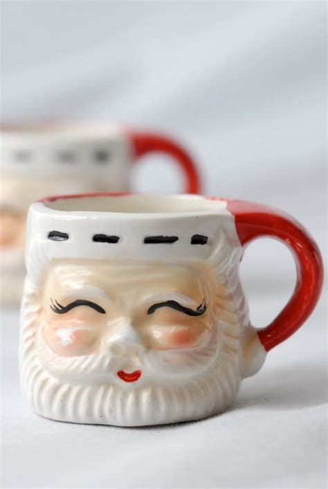 Set Of Four Mini Santa Clause Christmas Mugs Vintage