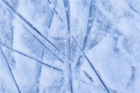 Premium Photo Empty Ice Rink With Skate Marks After The Session Outdoor