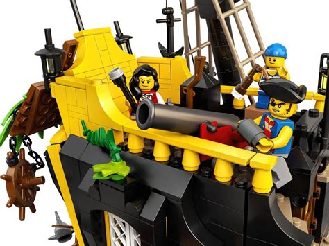 Build a Pirate Shipwreck with the LEGO Ideas Pirates of Barracuda Bay Set