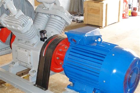 Компрессор 4ВУ1. Устройство и принцип действия