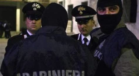 Mafia Colpo Alla Cupola Di Palermo Arrestato Lerede Di Riina