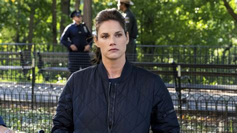 After Saying Goodbye To An Agent Cbs Fbi Welcomes Back Missy Peregrym