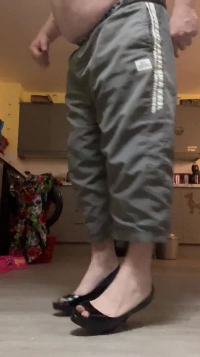 Walking In Black Patent Heels Gay Porn Feat Madaboutpatentheels XHamster