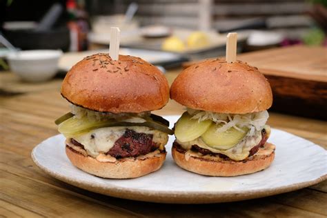 Tom Kerridge S Smoked Pastrami Burger Dinner Recipes Goodtoknow