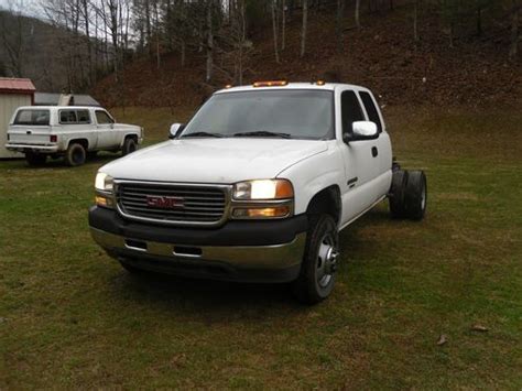 Find Used 2001 Gmc Sierra 3500 Slt Extended Cab Pickup 4 Door 66l