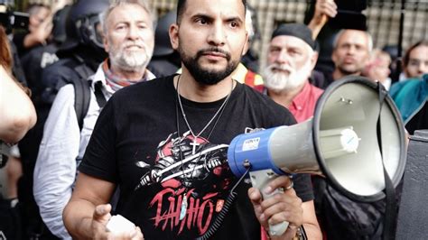 Querdenken Demo in München Vorzeitiges Aus 10 000 Teilnehmer