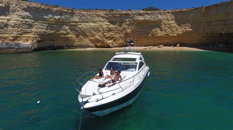 Vilamoura Tour Dell Algarve A Bordo Di Uno Yacht Privato Di Lusso A