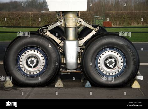 Concorde Tyres Hi Res Stock Photography And Images Alamy