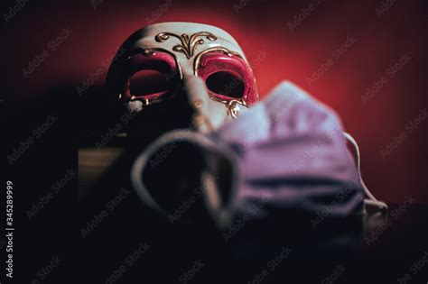 Mascarillas actuales e historicas señal de terror cuando se han visto