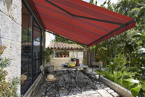 Red Acrylic Rectangle Awning Folding Shade For Residential Shape