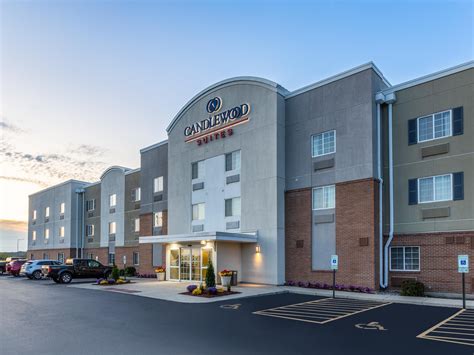 Extended Stay Hotel in Aurora, IL | Candlewood Suites Aurora-Naperville