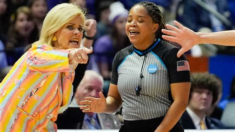 Mulkey Fashion See The Wild Outfit Lsu Head Coach Kim Mulkey Wore