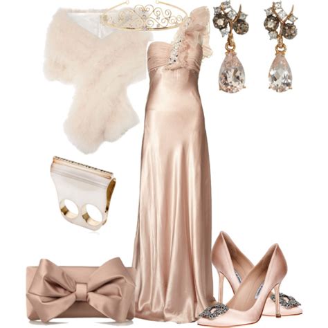 Outfits De Moda Me Tomo Cinco Minutos Vestido Nude