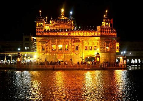time  fell  love   night view   amazing temple