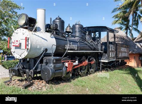 Historical Steam Locomotive Havana Cuba Stock Photo Alamy