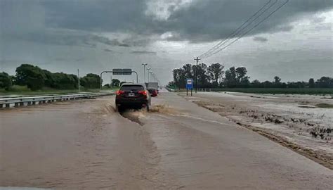 Rutas Cortadas Evacuados Y M S De Mm De Lluvia Lo Que Dej El