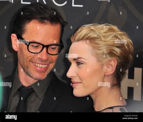 Guy Pearce, Kate Winslet at arrivals for MILDRED PIERCE Premiere, The ...