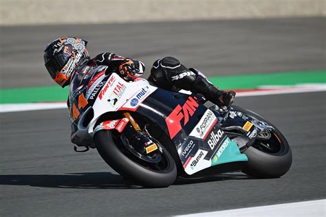 Arón Canet leads Moto2 Practice 2 in Sachsenring but Somkiat Chantra