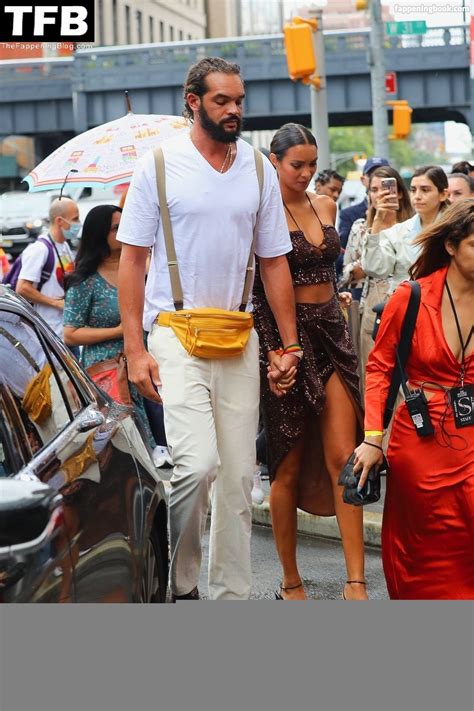 Lais Ribeiro Nude The Fappening Photo FappeningBook