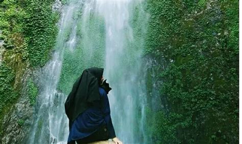 Keindahan Panorama Alam Air Terjun Pancuran Rayo Bikin Wisatawan Takjub