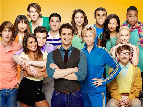 glee coming  disney  hulu  june st laughingplacecom
