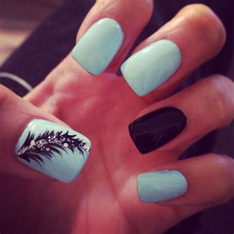 36 Easiest Feather Nail Art Designs