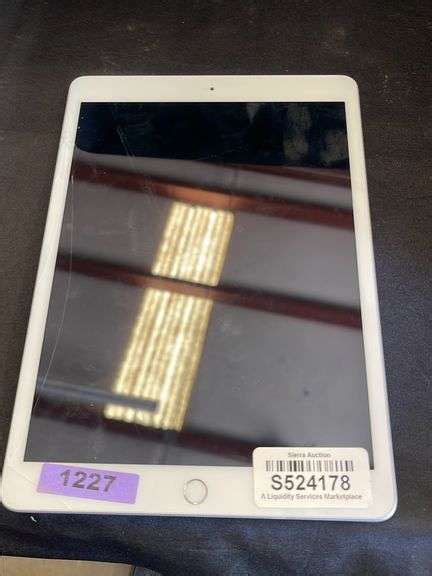 Apple iPad Model: A2197 - Sierra Auction Management Inc