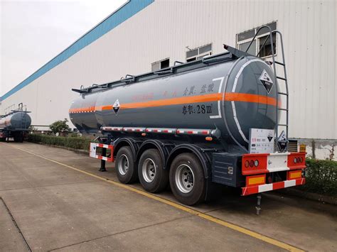 Heavy 40000 Liter Capacity Semi Trailer Fuel Tanker Oil Tanker