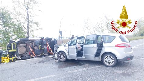 Scontro Tra Due Vetture A Ruffia Feriti All Ospedale In Codice Giallo