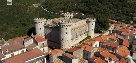 Monteroduni Provincia Di Isernia Molise Finalista De Il Borgo Dei