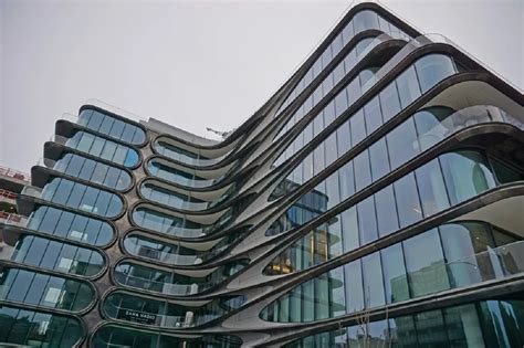 9 amazing buildings designed by Zaha Hadid - 24Housing