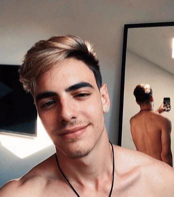 Bafon Gay Vaza suposto nude do filho do ex ator pornô Alexandre Frota