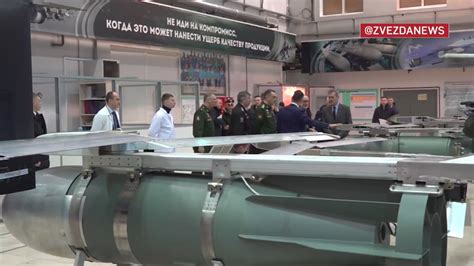 РФ виробляє УМПК, зокрема й на ФАБ-1500 на верстатах з Китаю та Японії ...
