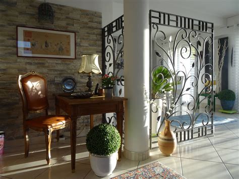 Кованые перегородки для зонирования - 30 фото