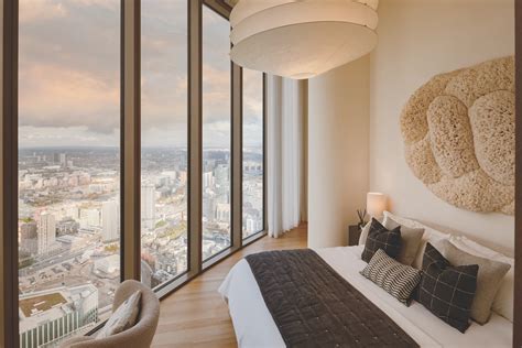 Luxury Canary Wharf Apartments in London - Canary Wharf