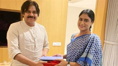 Ys Sharmila Meets Pawan Kalyan And Invites Him For Sons Wedding