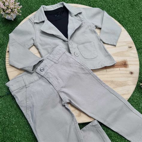 Conjunto Calça Nude Camiseta Preta e Blazer Nude Infantil Lojinha da Vivi Roupas