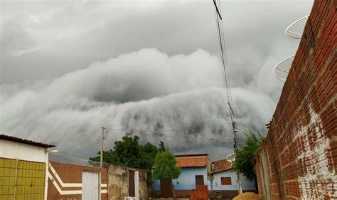 Imagens Impressionantes Mostram Nuvens De Chuva No Interior Do Rn Veja