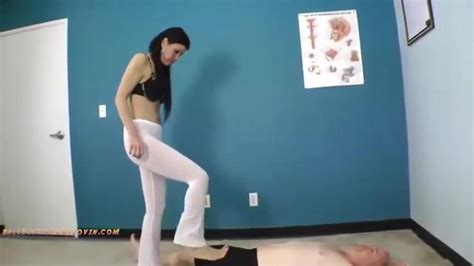 Ballbusting Auditions Elle Dolce Porn Videos