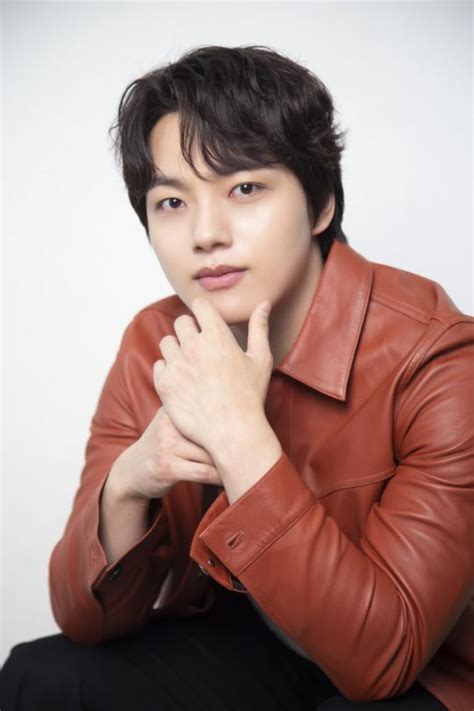 Yeo Jin Goo Talks About Ideas For Imaginary Beyond Evil” Remake