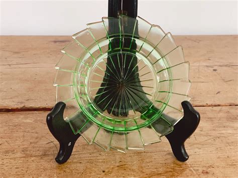 Kitchen And Dining Bowls Dining And Serving Jeannette Glass Company 1930s Sierra Pinwheel Green