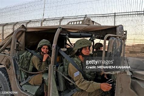 Israeli Female Soldiers Of The 33rd Caracal Battalions Infantry