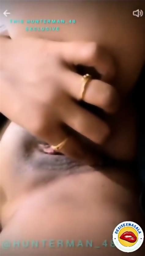 Cutie Ruhi Showing Pussy And Fingering In Tango Live Video