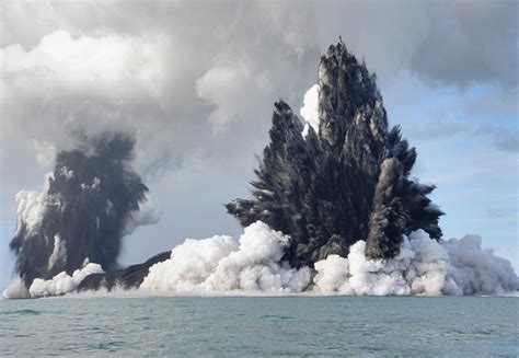 Undersea Eruptions Near Tonga Photos The Big Picture