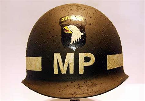 101st Airbone Divisional Mp Helmet