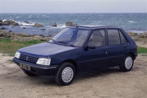 Peugeot 205 | Ficha técnica, Consumo, Medidas