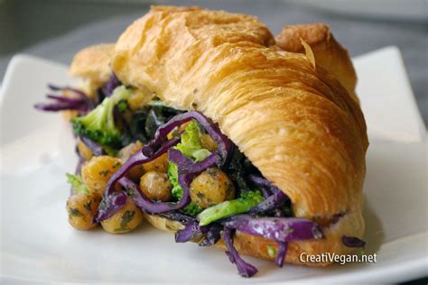 Croissants Rellenos De Garbanzos Al Curry Creativegan Net Garbanzos